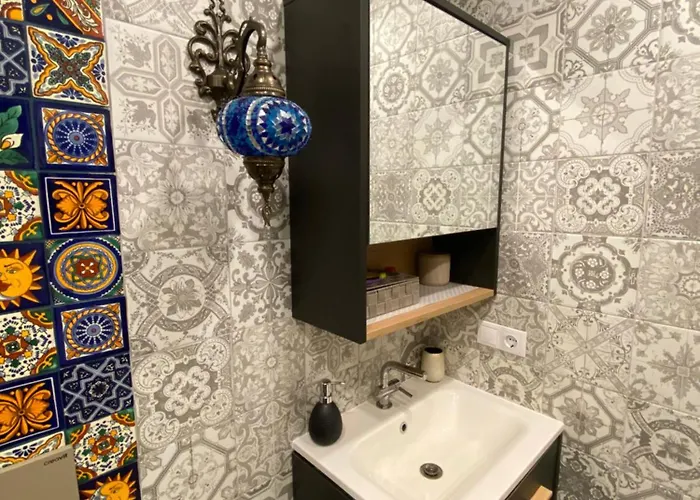 Orient Express In The Center Of *