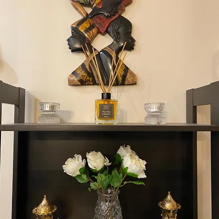 Orient Express In The Center Of Lägenhet *