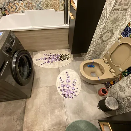 Orient Express In The Center Of *