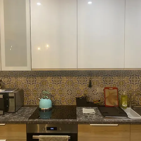 Daire Orient Express In The Center Of *